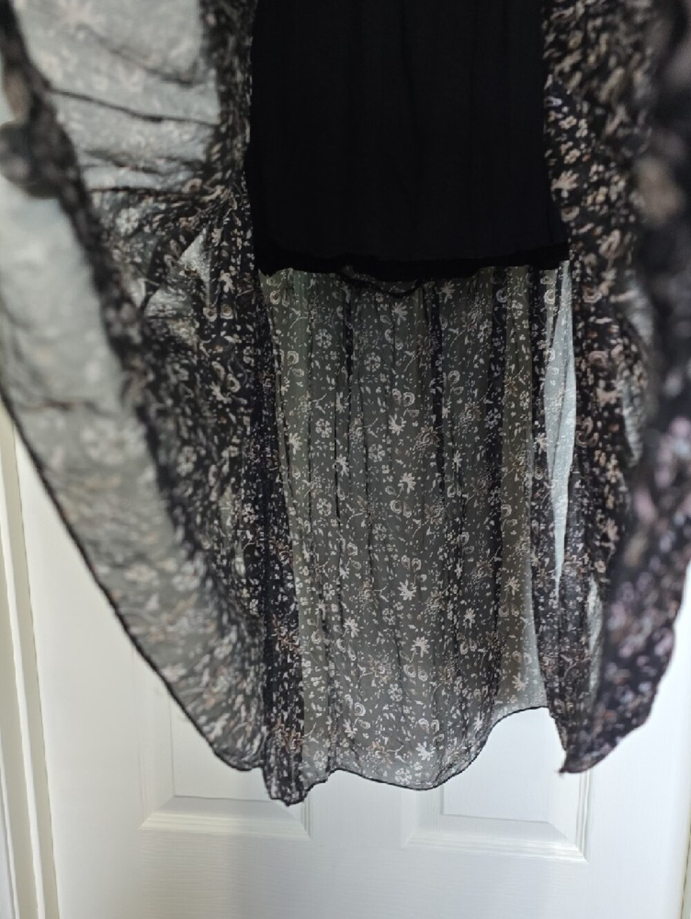 Floral Black Maxi Dress with Ruffle Cap Sleeves - Picture 9 of 16